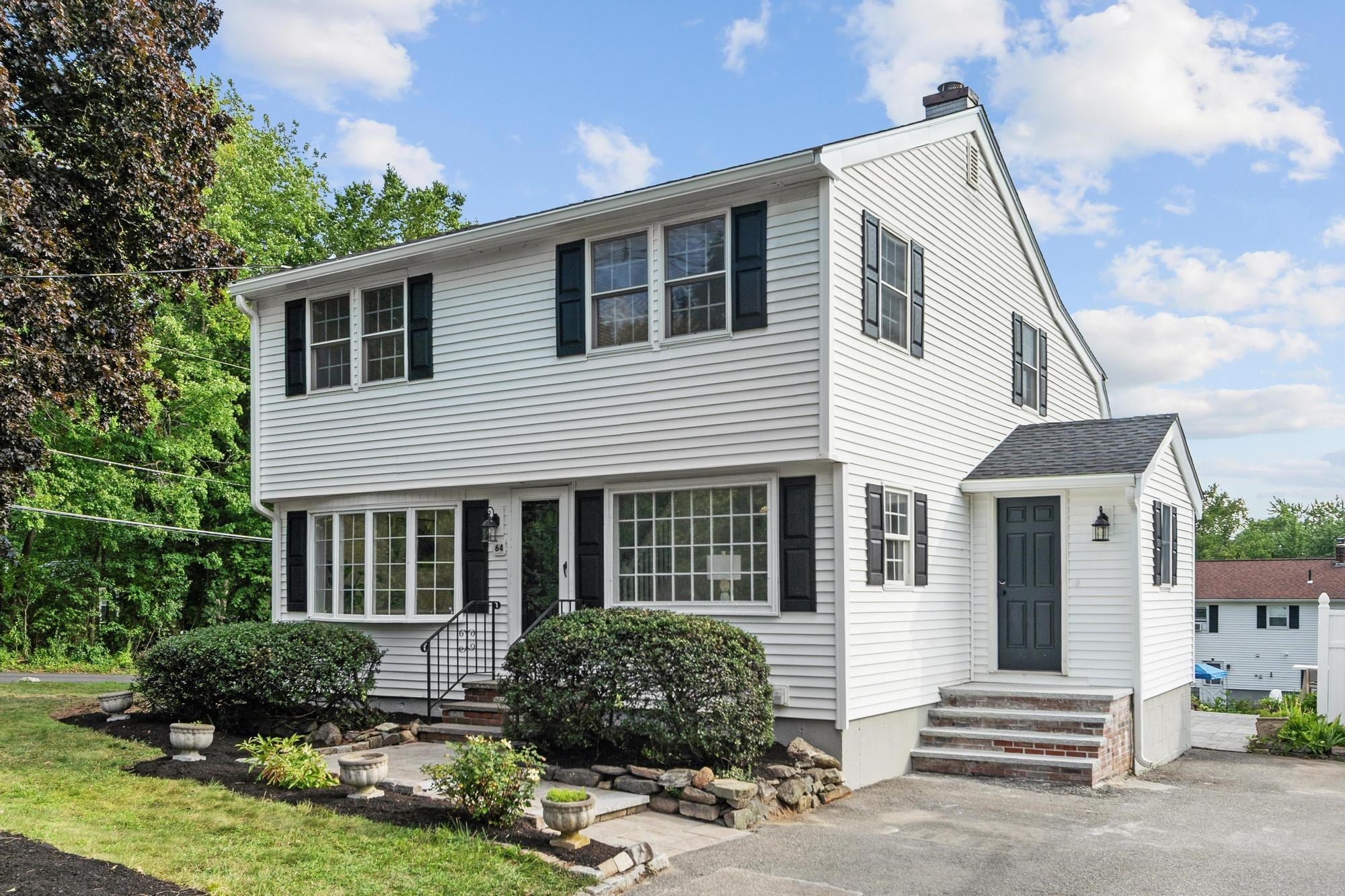 64 Bridge Street