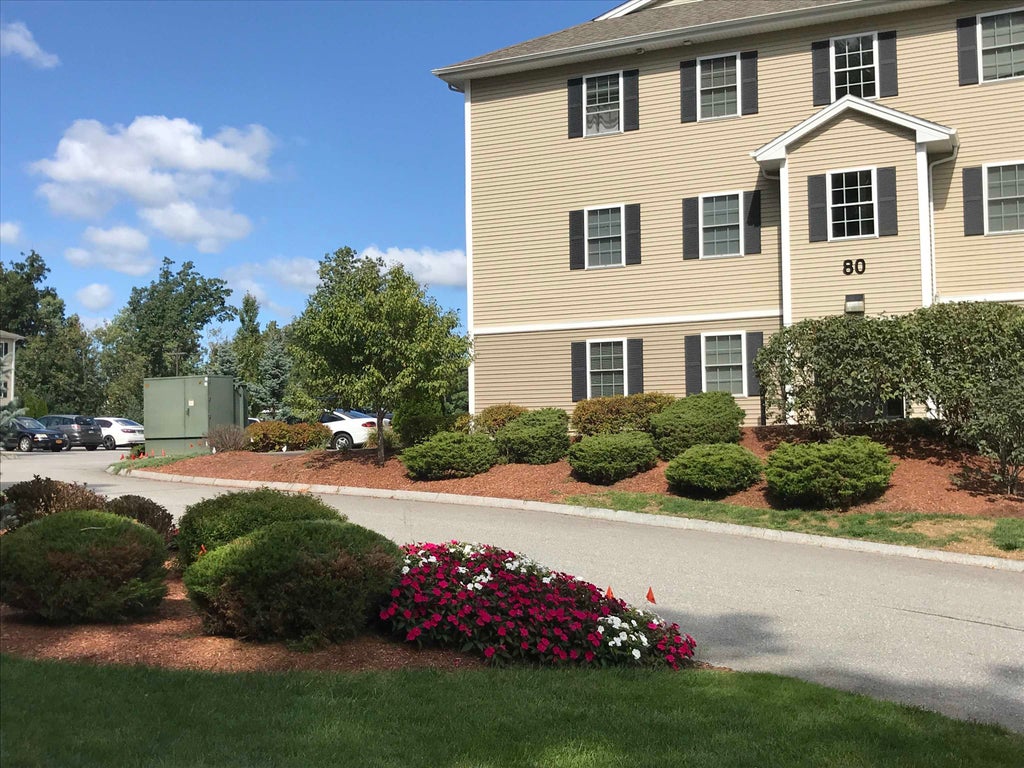 Photo of 20 Sentinel Court #209, Manchester, NH 03104 (MLS # 5114486)