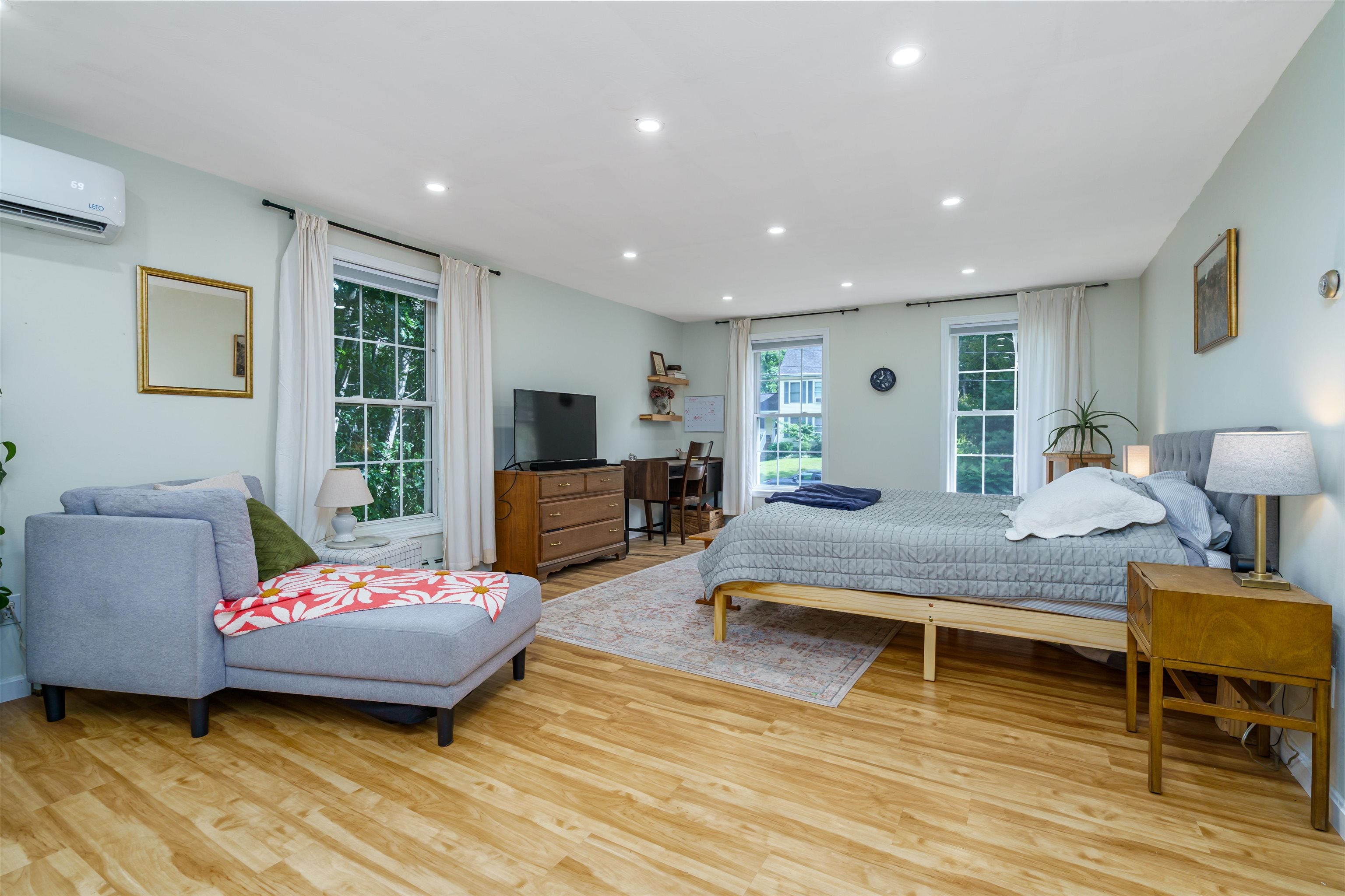 37 Tamarack Road