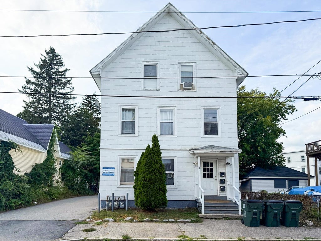 Photo of 18 South Street, Manchester, NH 03104 (MLS # 5108123)