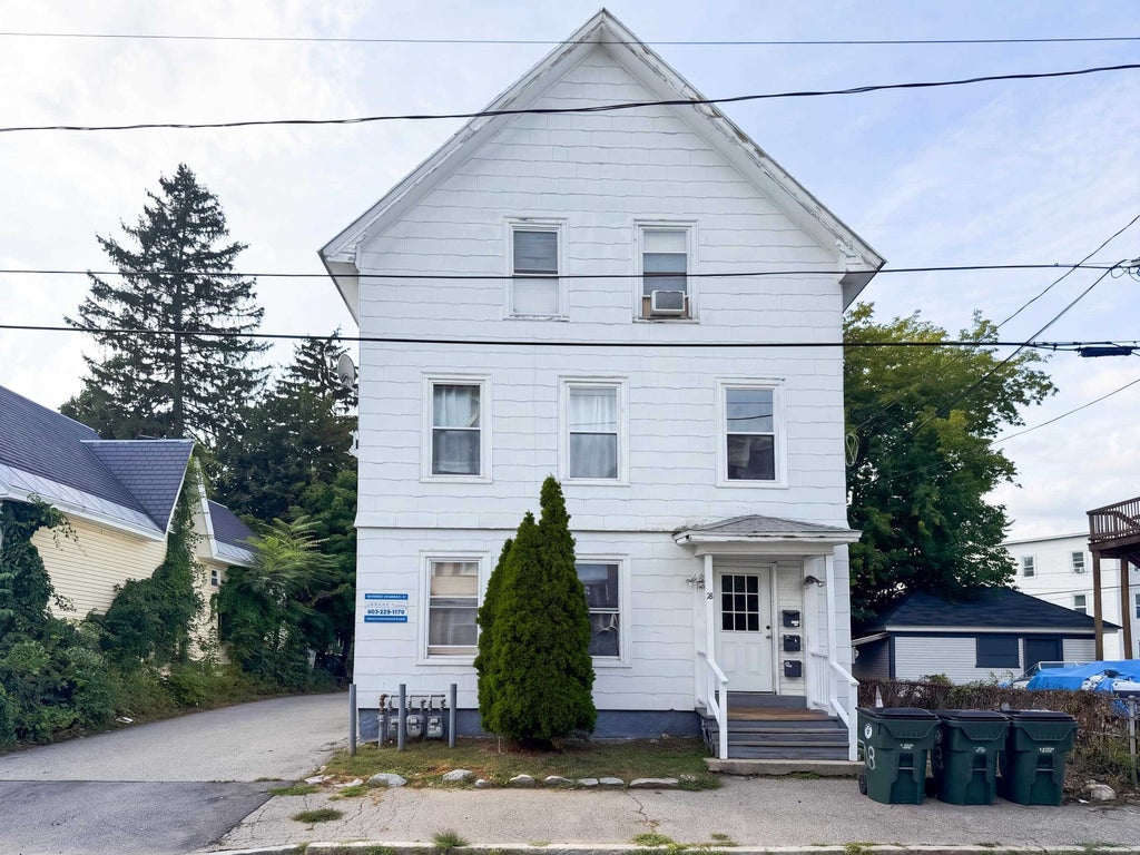 Photo of 18 South Street, Manchester, NH 03104 (MLS # 5108123)