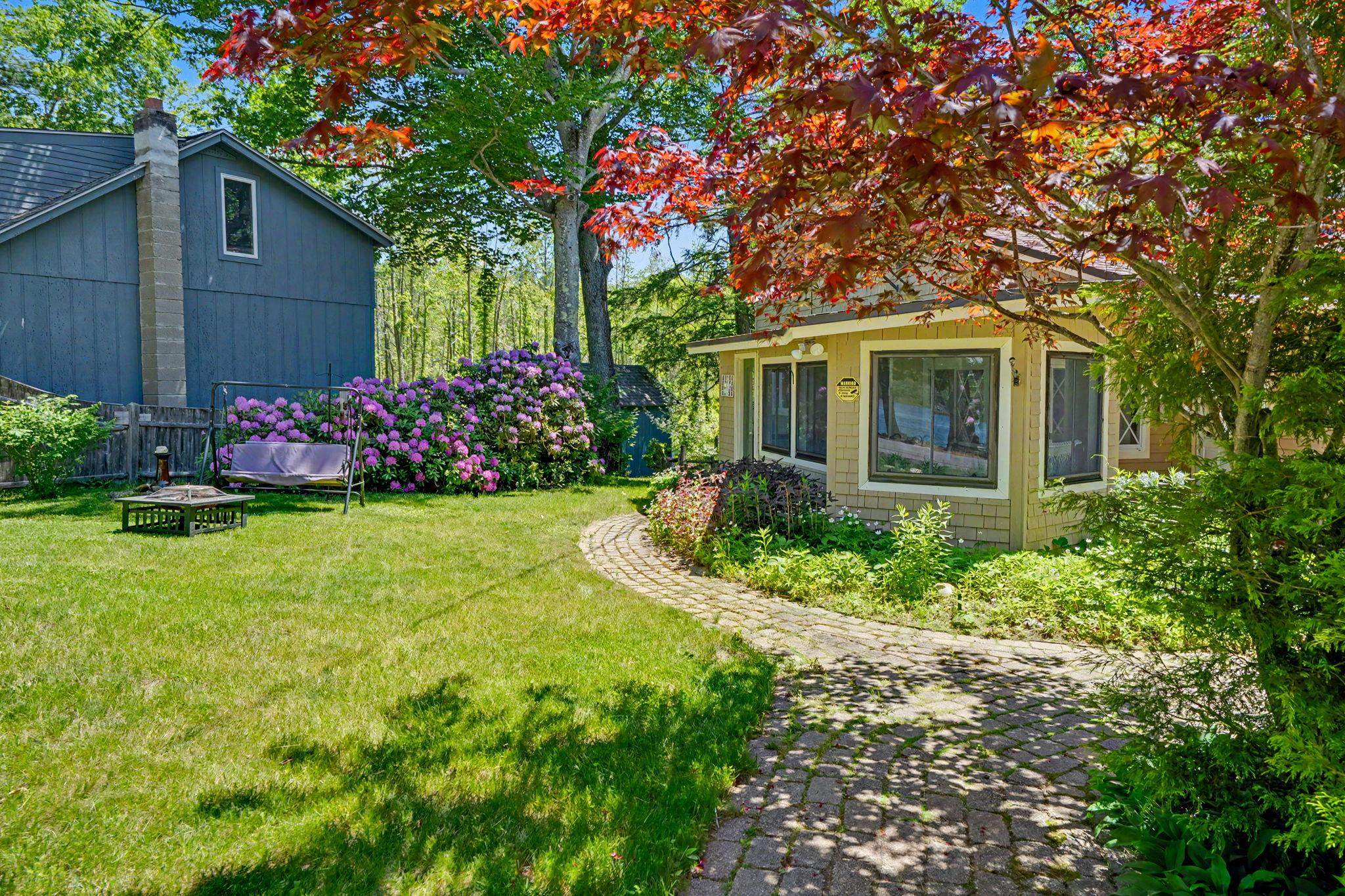 350 Woodbound Road
