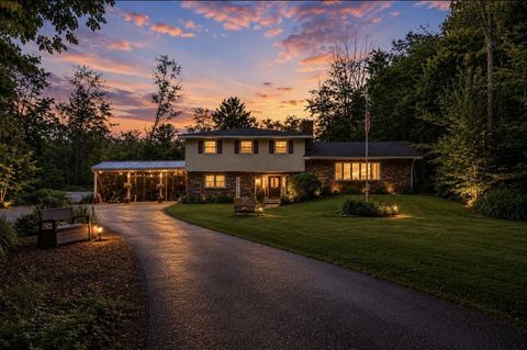 Photo of 13 Old Winslow Road, Wilmot, NH 03287 (MLS # 5098024)