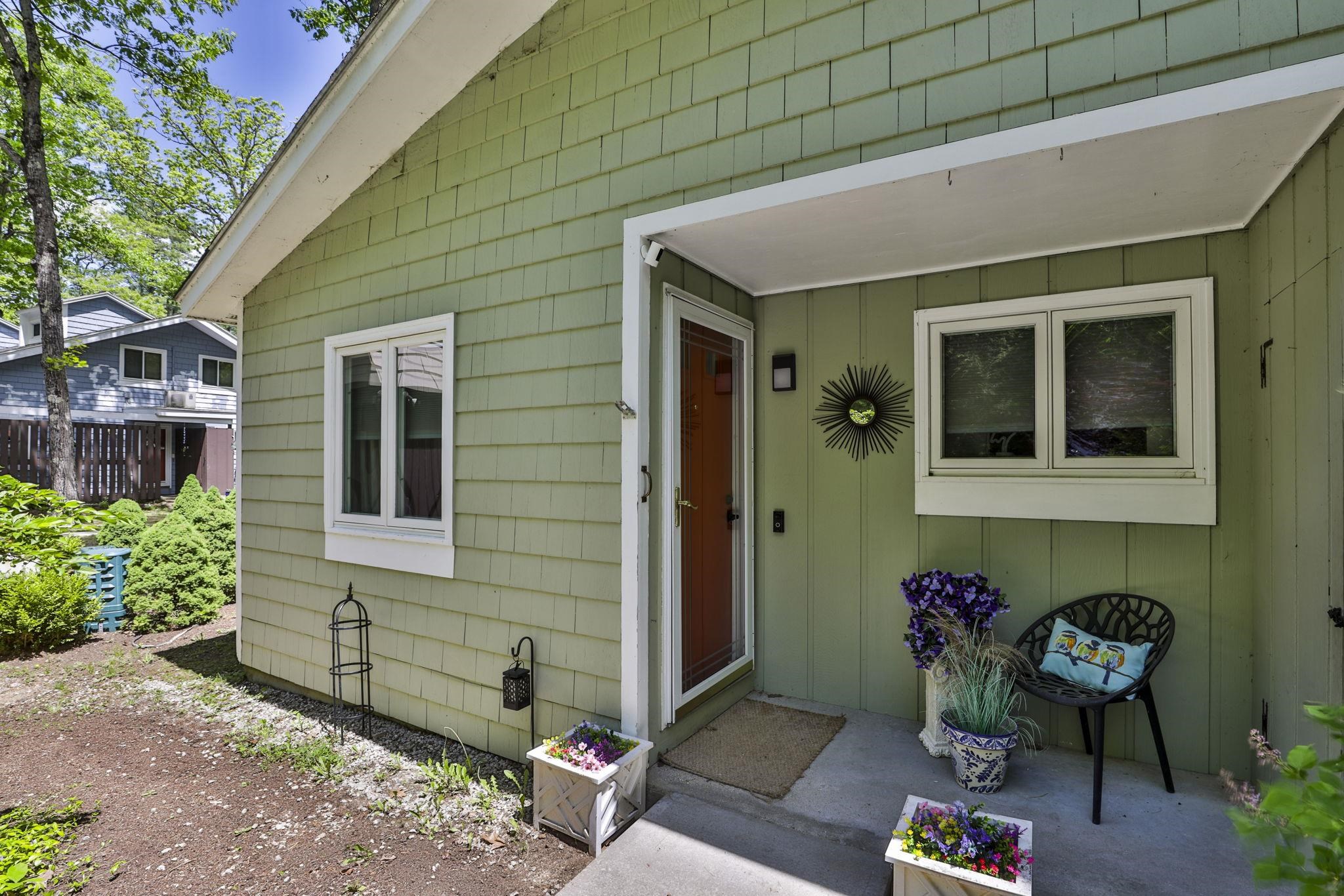 17 Piscataqua Road