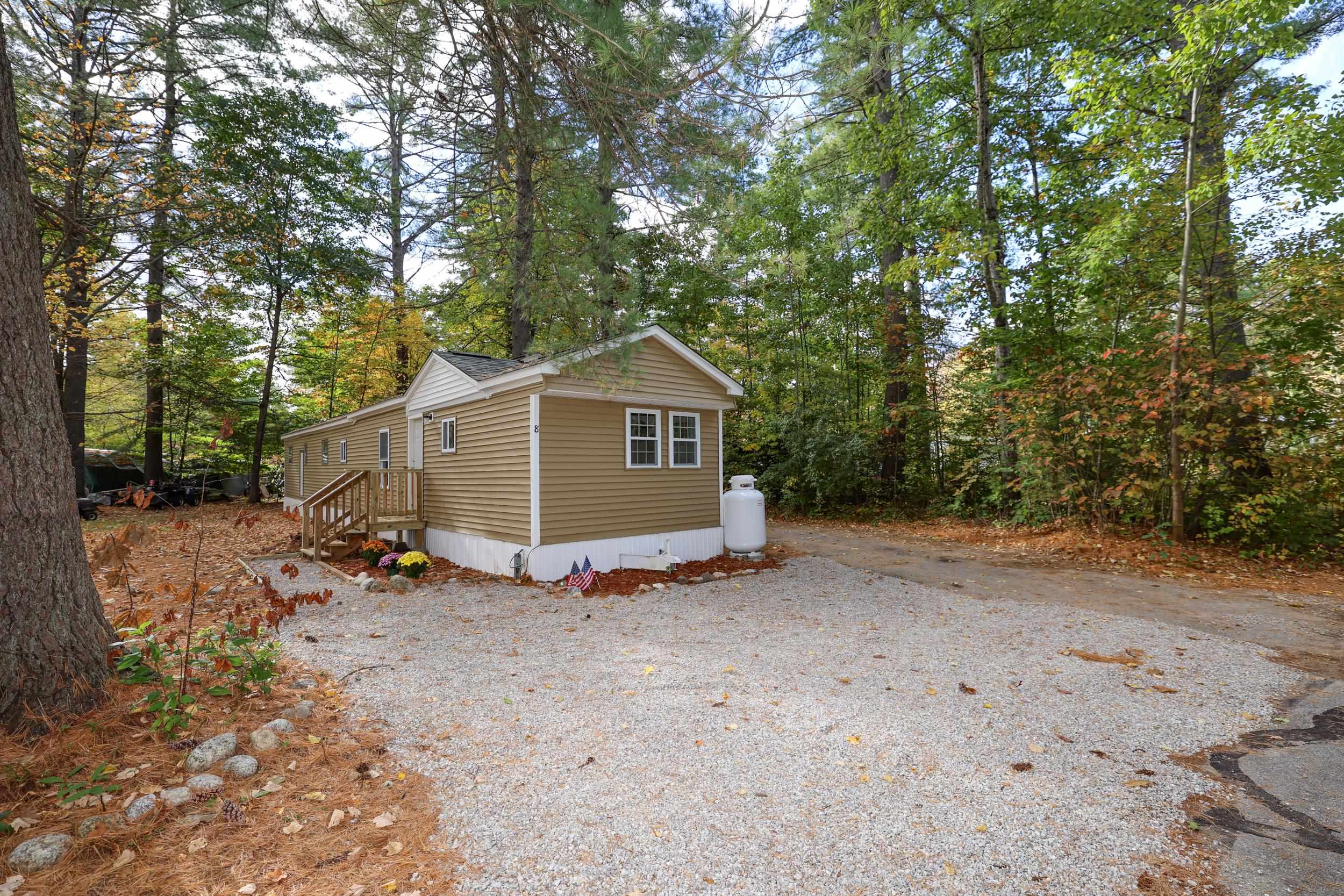8 Hubbard Road