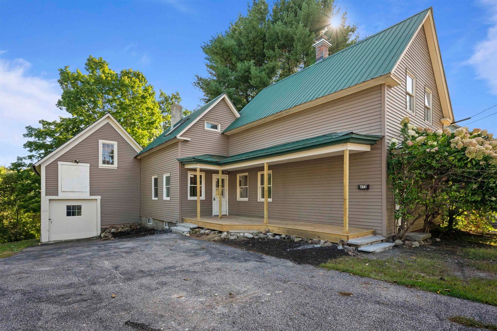 Photo of 675 Central Street, Franklin, NH 03235 (MLS # 5109639)
