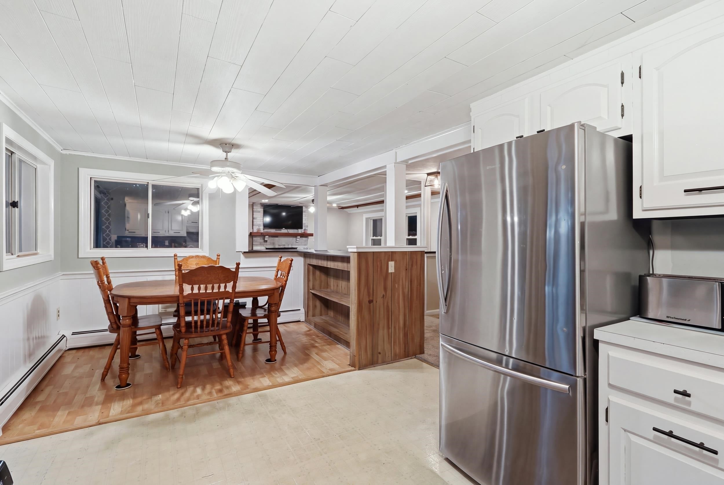 3 Spruce Cove Road