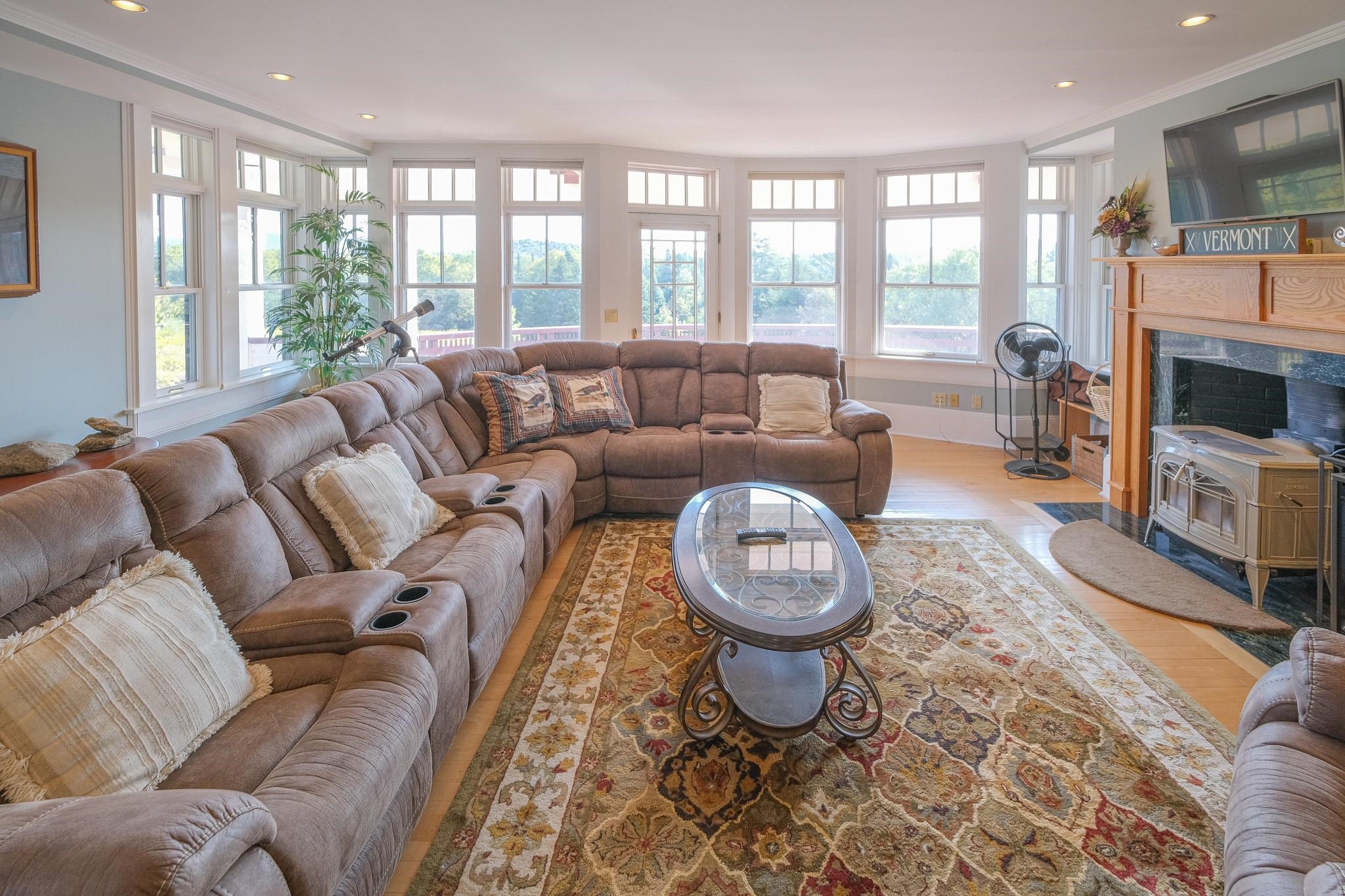 310 Hateful Hill - Photo 4