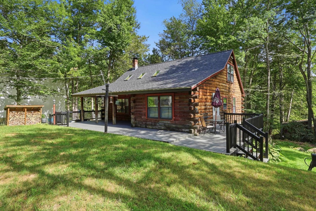Photo of 12 Pine Road, Middleton, NH 03887 (MLS # 5107089)