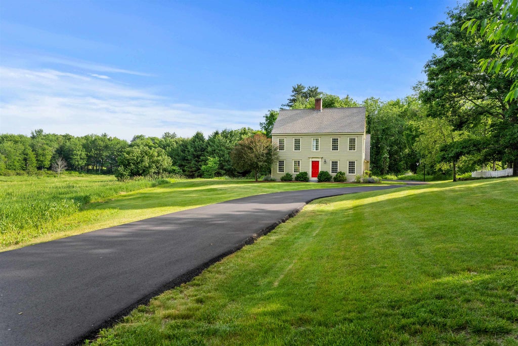 Photo of 72 Joppa Hill Road, Bedford, NH 03110 (MLS # 5095229)
