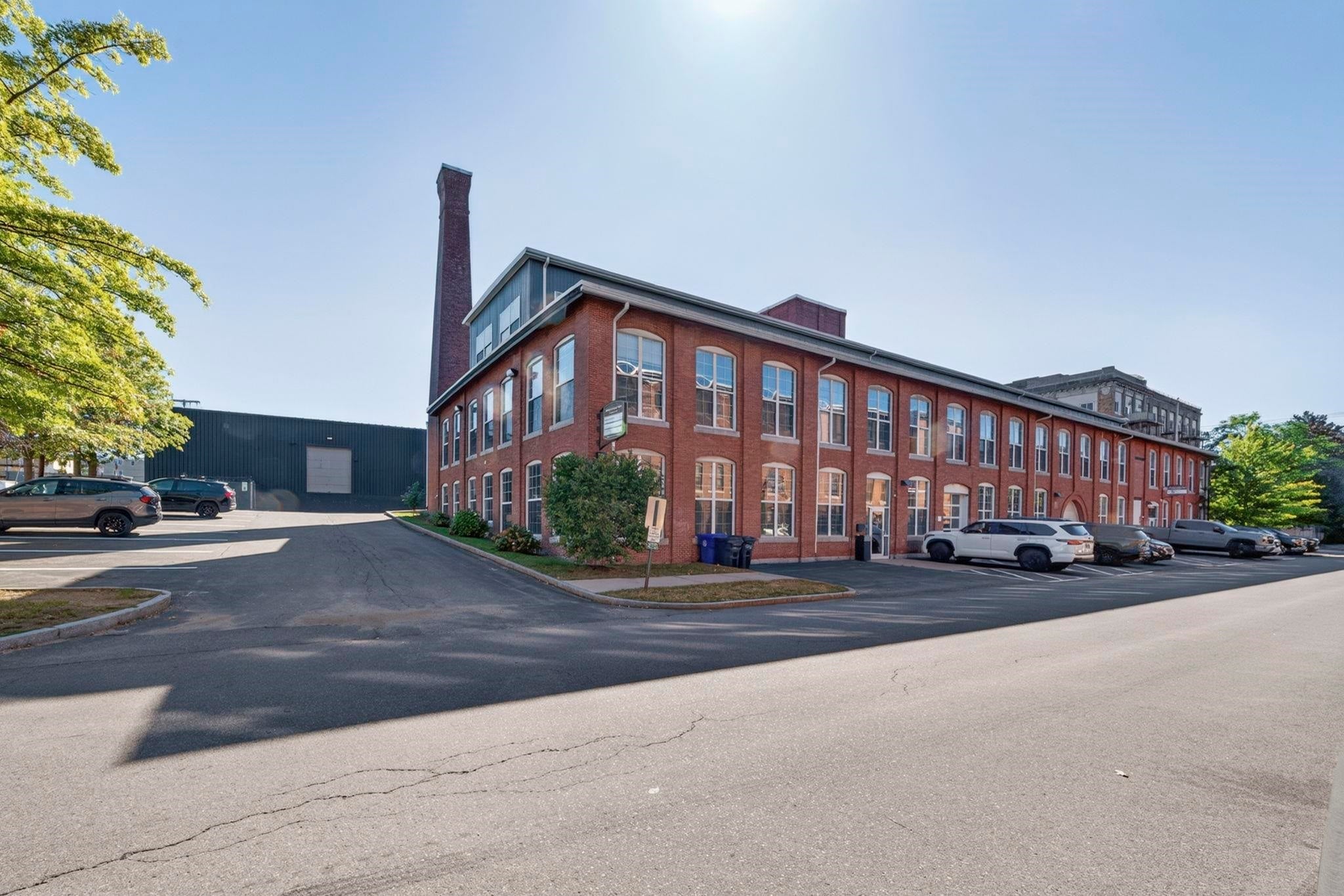 175 Lincoln Street 304