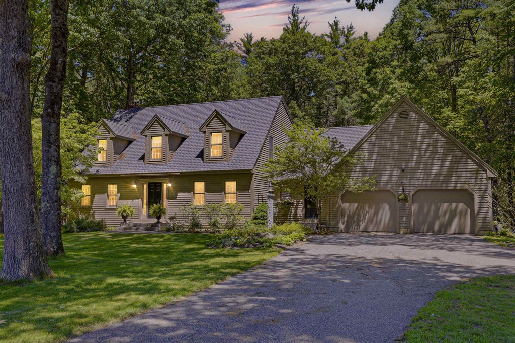 Photo of 10 Pine Court, Newfields, NH 03856 (MLS # 5093304)