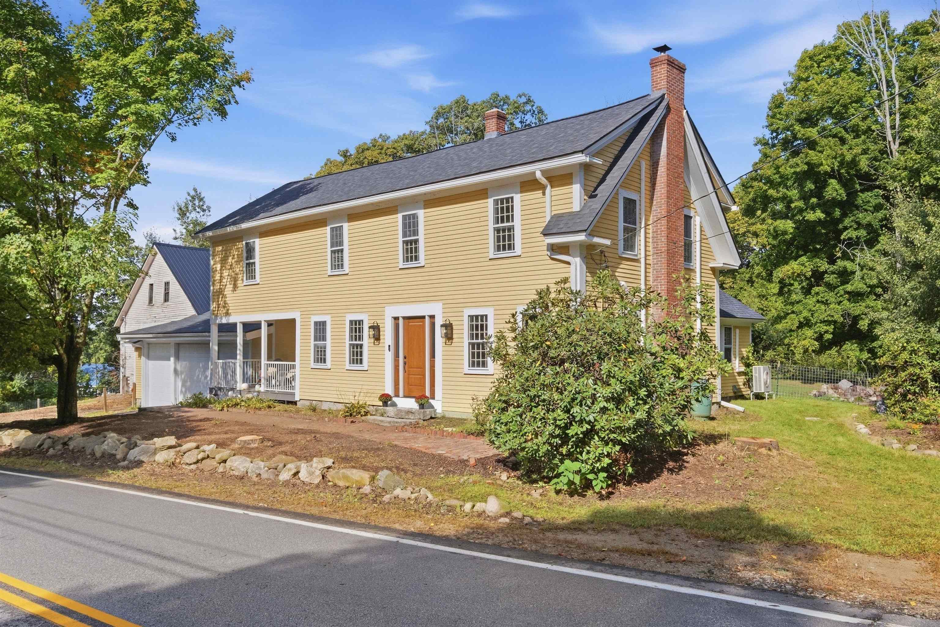 38 Dunbarton Center Road