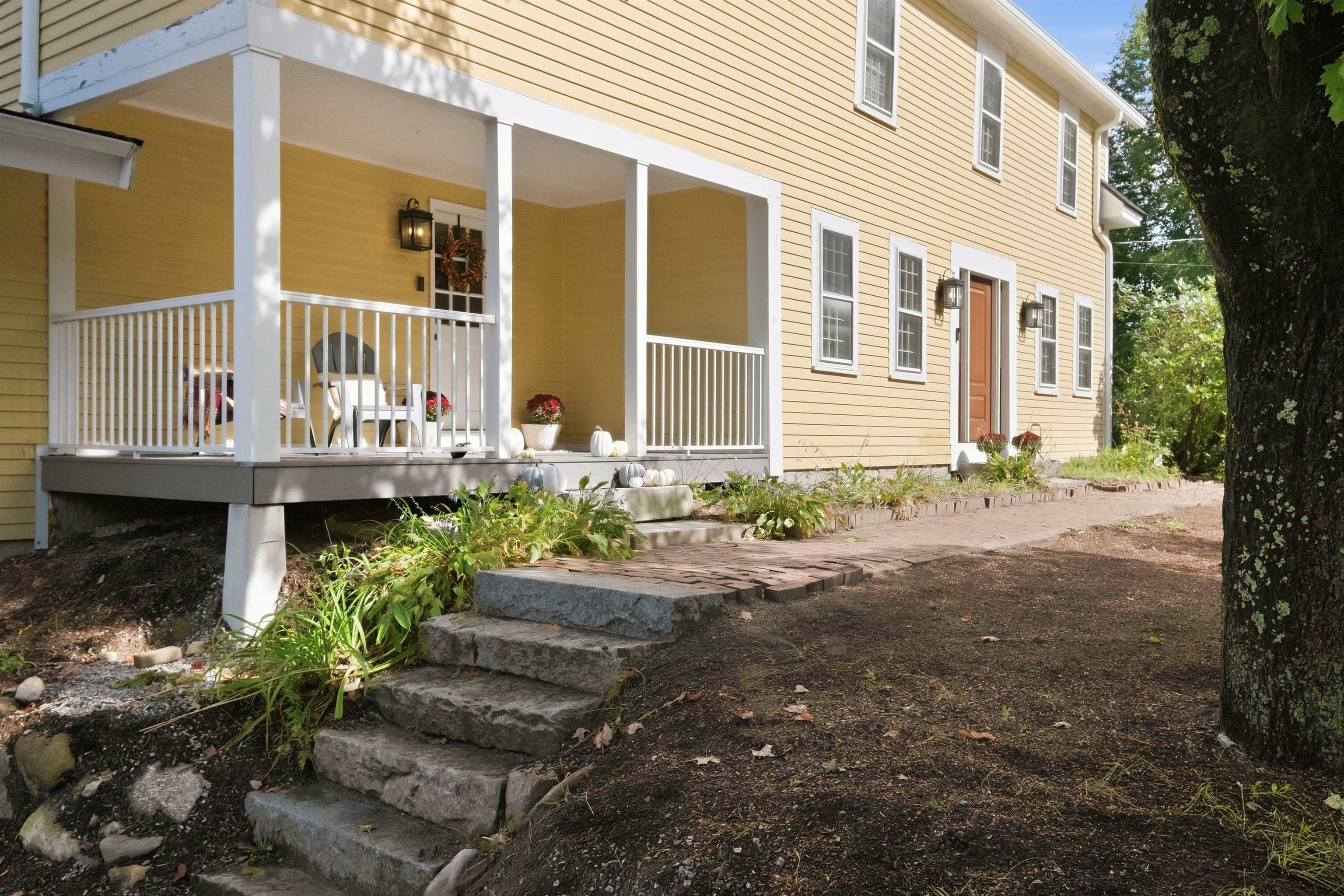38 Dunbarton Center Road