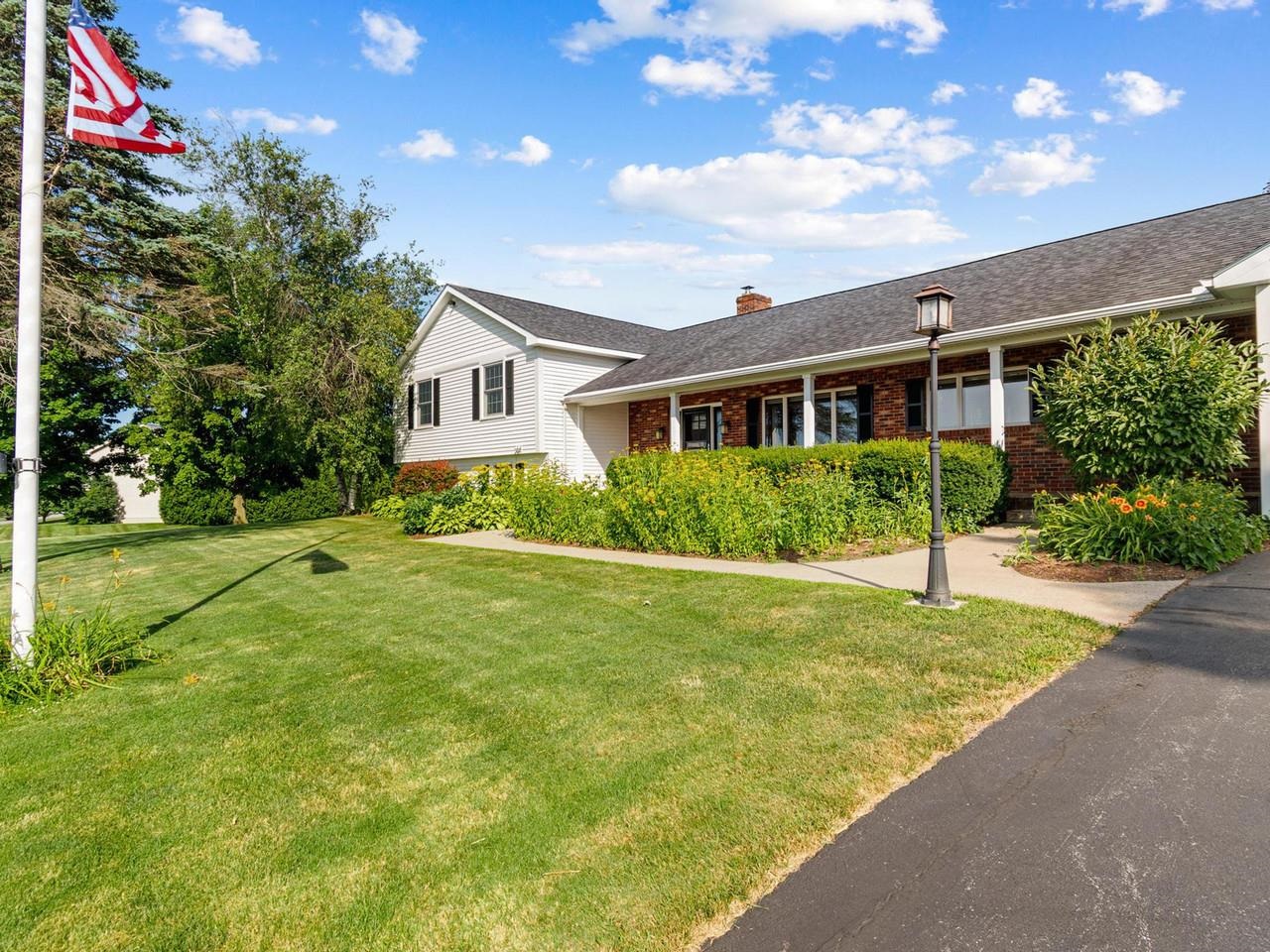 8 Green Meadow Acres