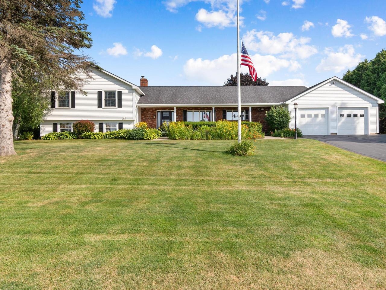 8 Green Meadow Acres