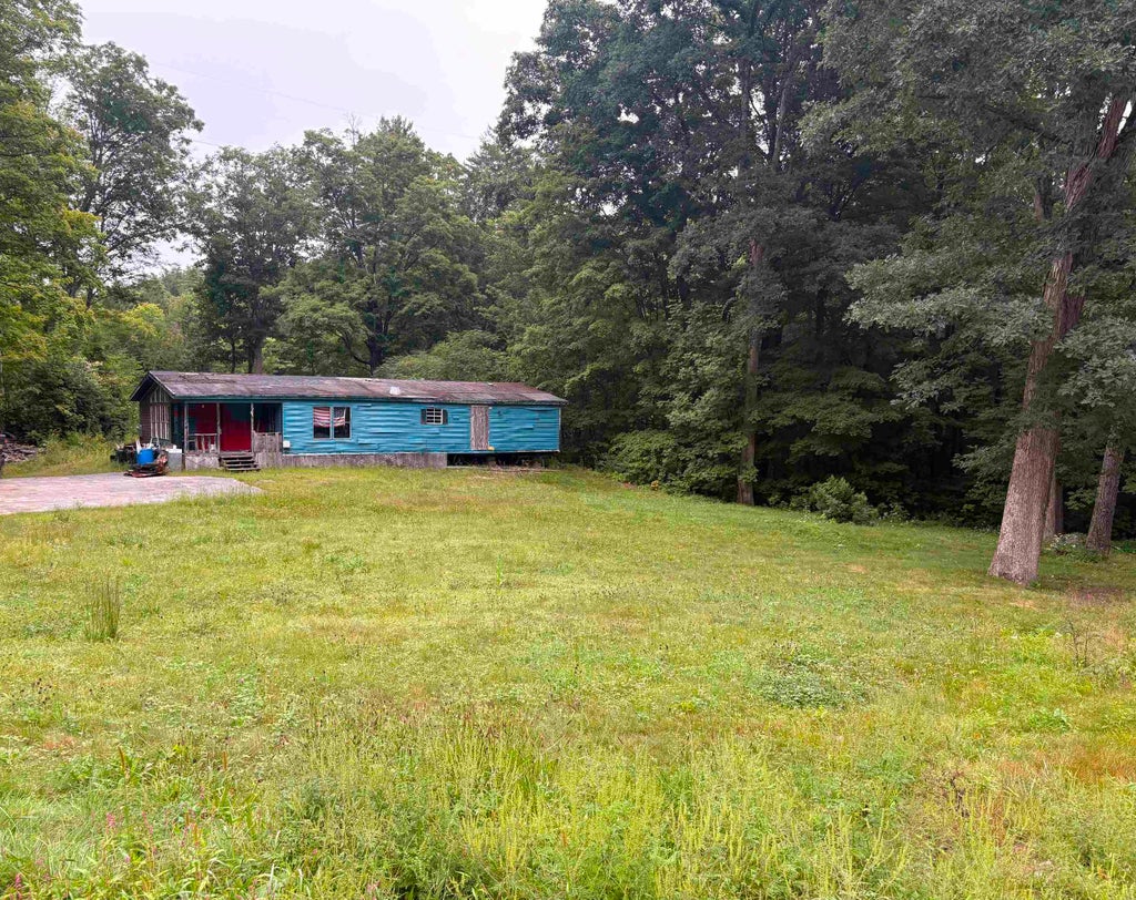 Photo of 357 Ashuolet Main Street, Winchester, NH 03441 (MLS # 5107063)