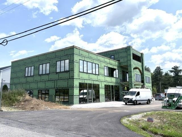 Photo of 1385 Hooksett Road, Hooksett, NH 03106 (MLS # 4990981)