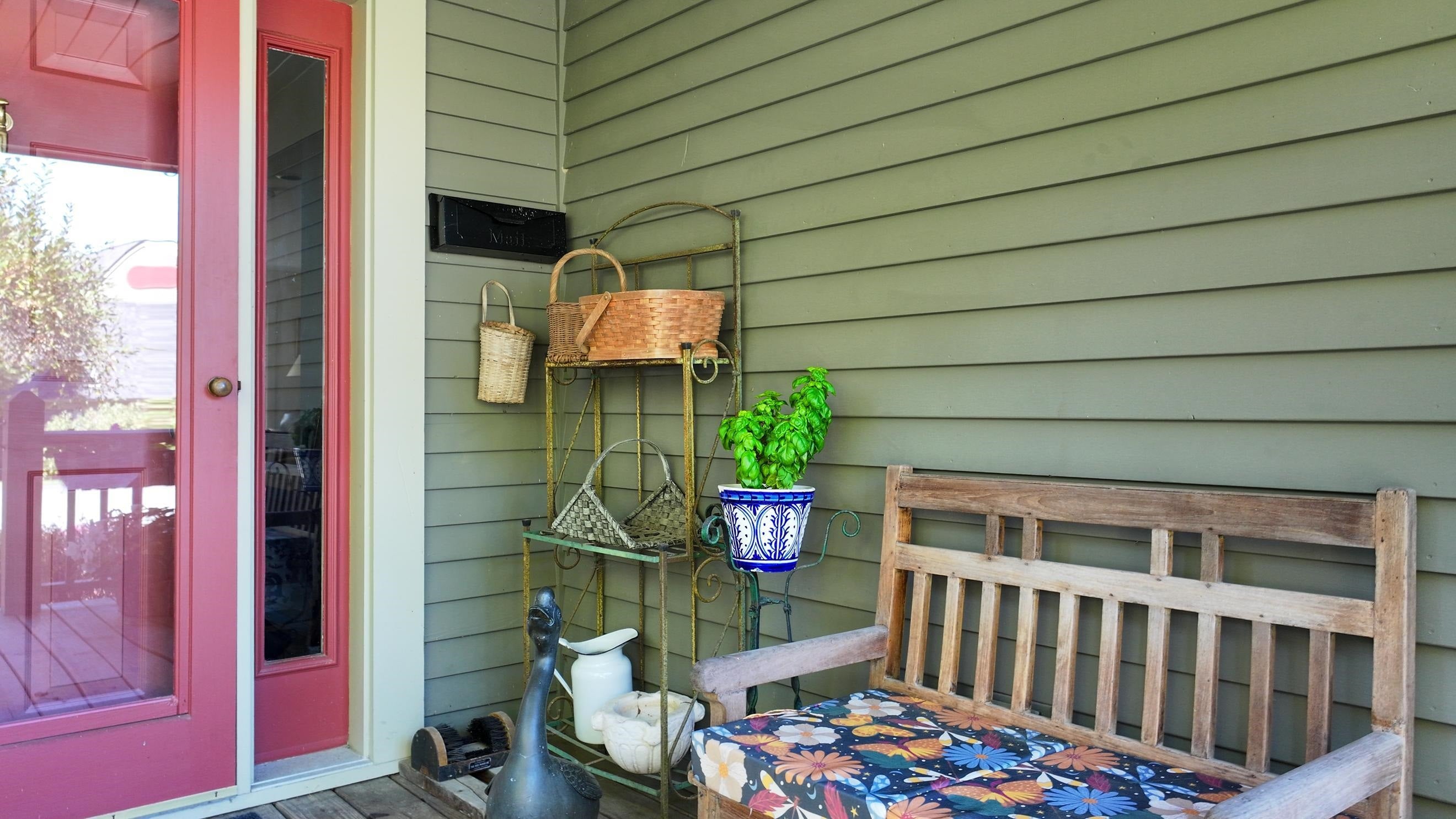 16 Nedde Lane