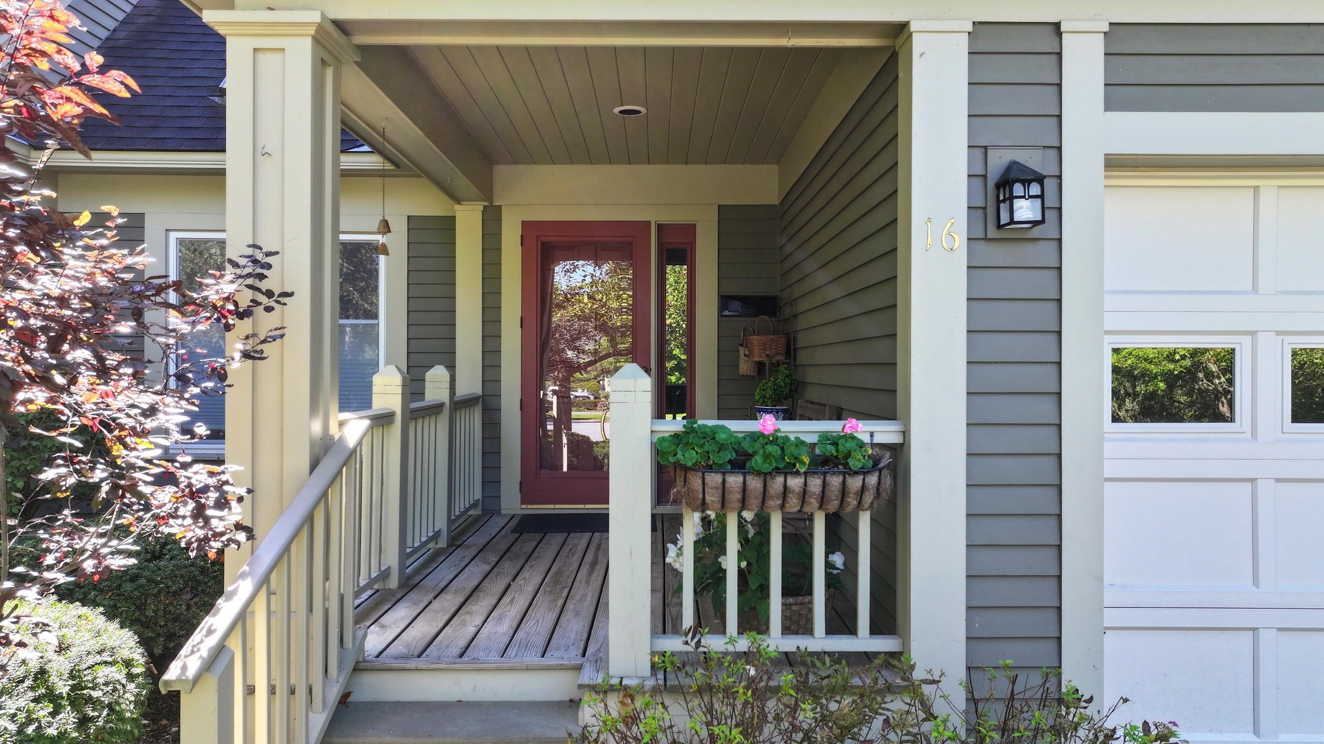 16 Nedde Lane