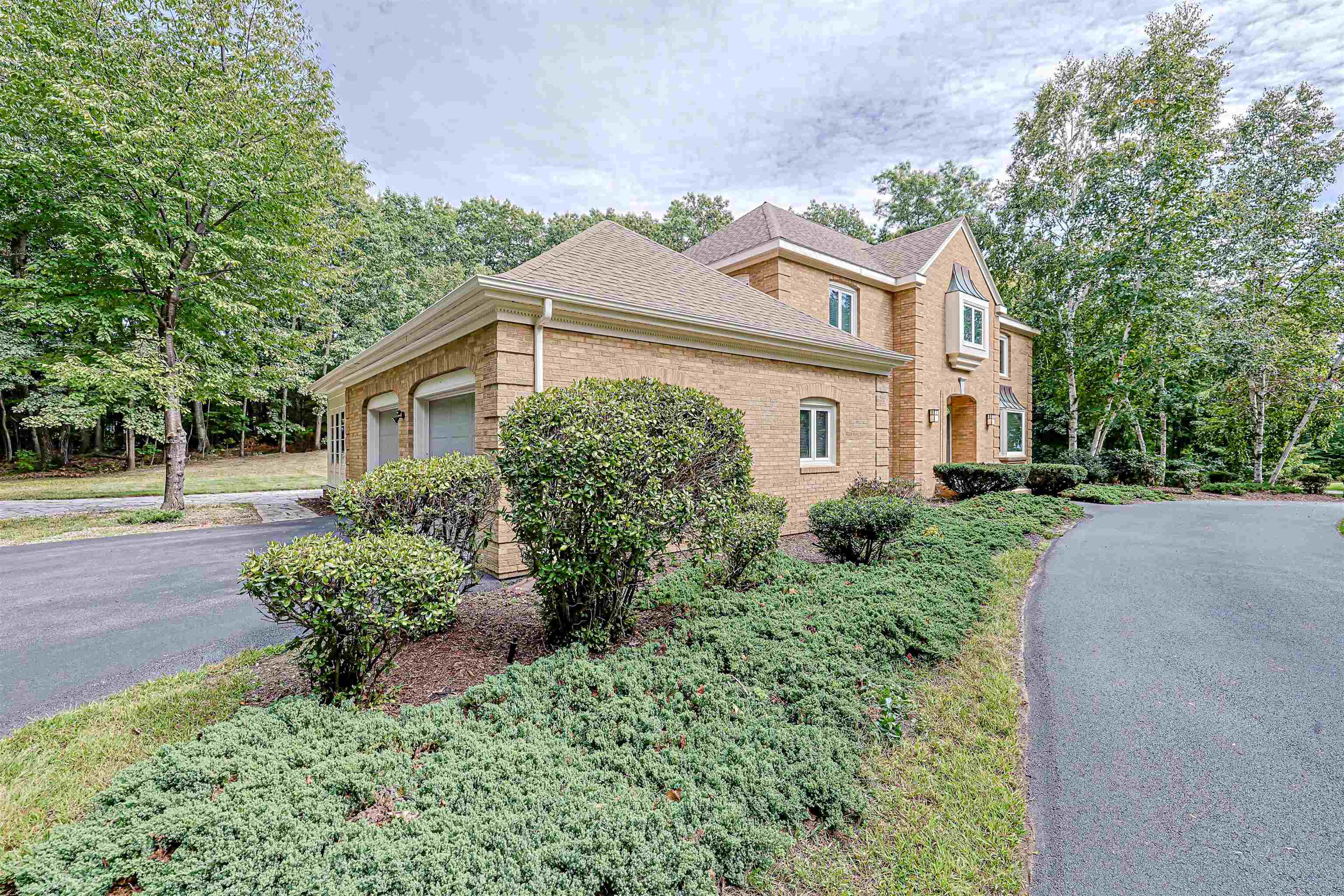 33 Indian Rock Road