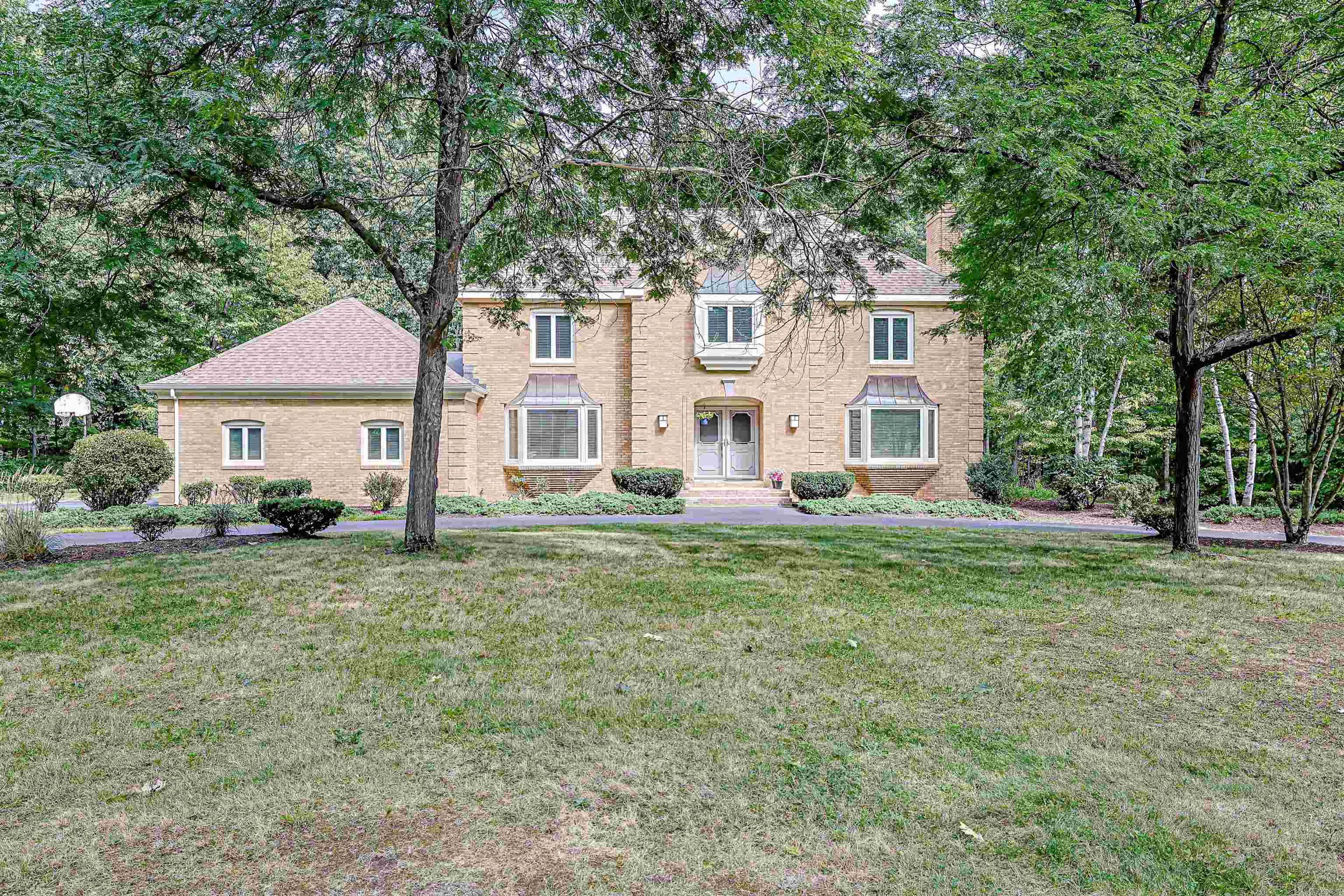 33 Indian Rock Road