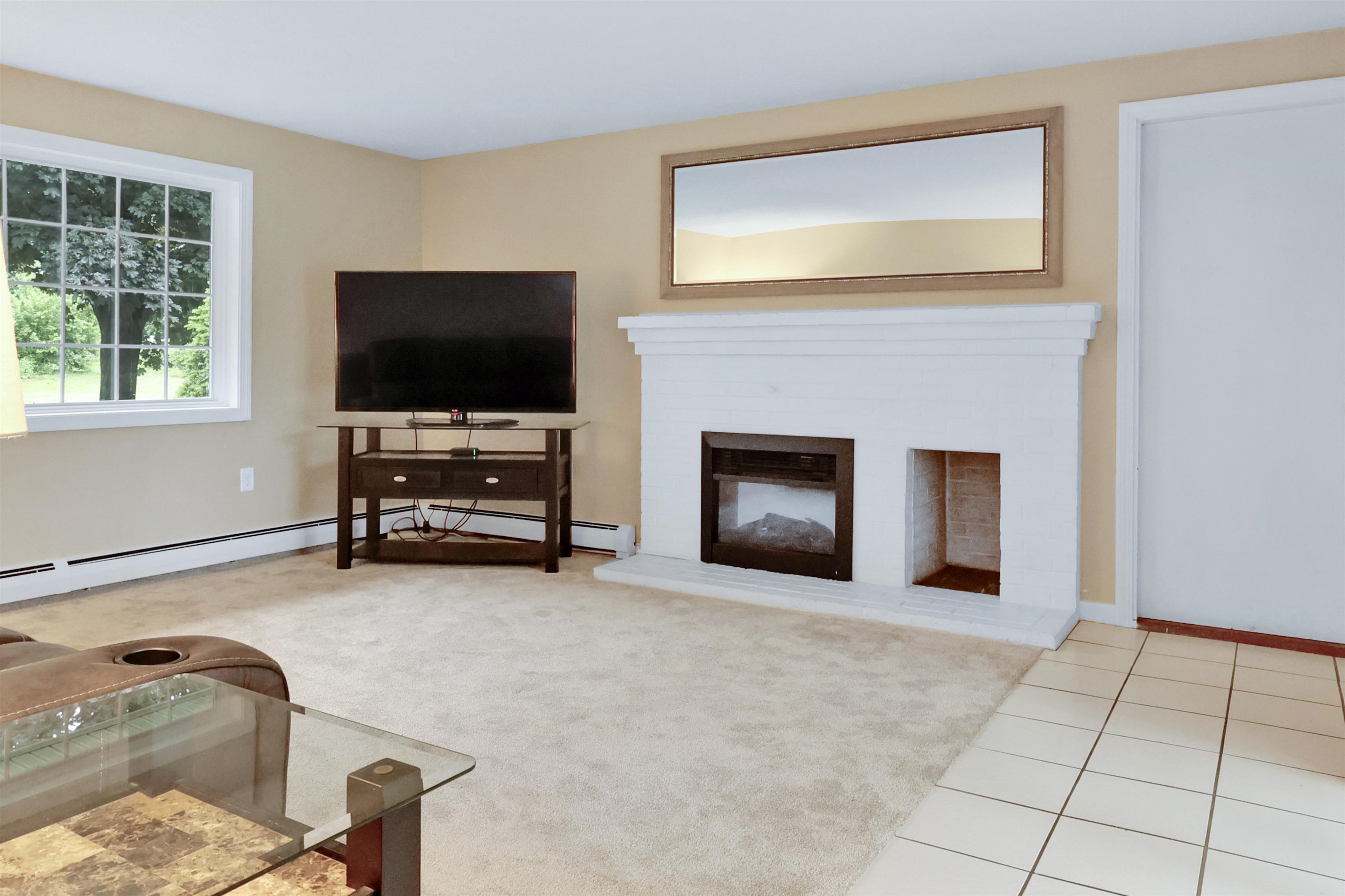 2 Queensway Circle