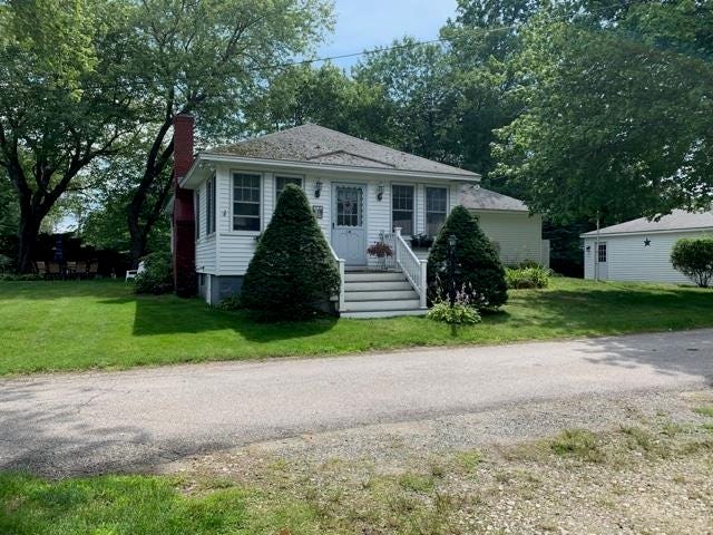 Photo of 10 Powers Avenue, Rye, NH 03870 (MLS # 5101214)