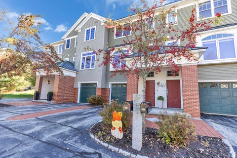 Photo of 94 Riverwalk Way, Manchester, NH 03101 (MLS # 5115289)