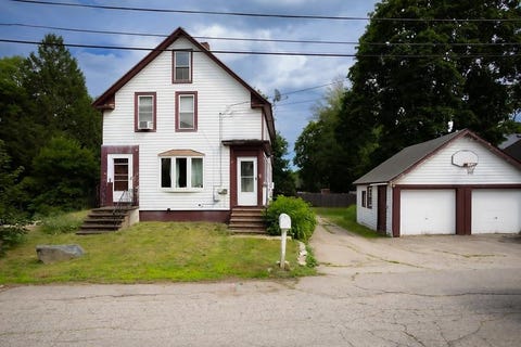 Photo of 17 Morton Avenue, Rochester, NH 03867 (MLS # 5099852)