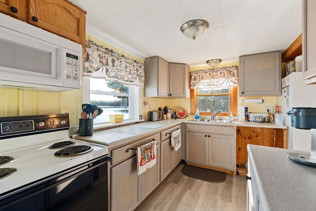 1119 Lovell Lake Road