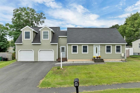 Photo of 5 Bulova Drive, Nashua, NH 03060 (MLS # 5106100)