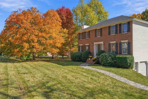 Photo of 10 Twilight Path, Derry, NH 03038 (MLS # 5115328)