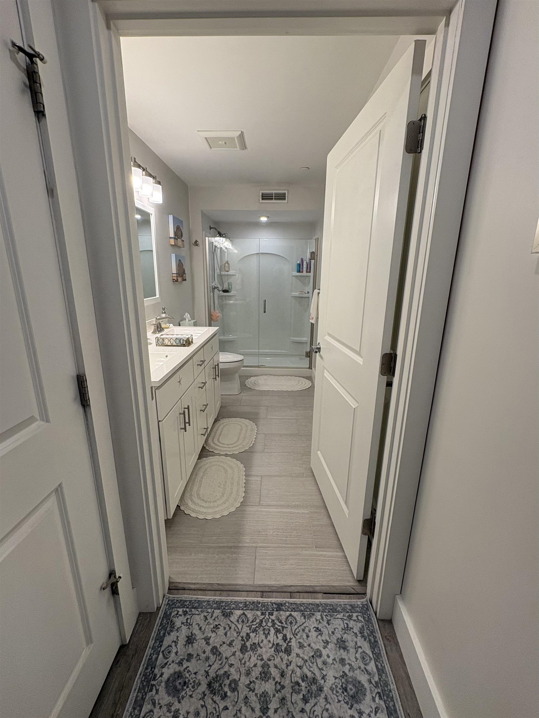 377 Ocean Boulevard 3