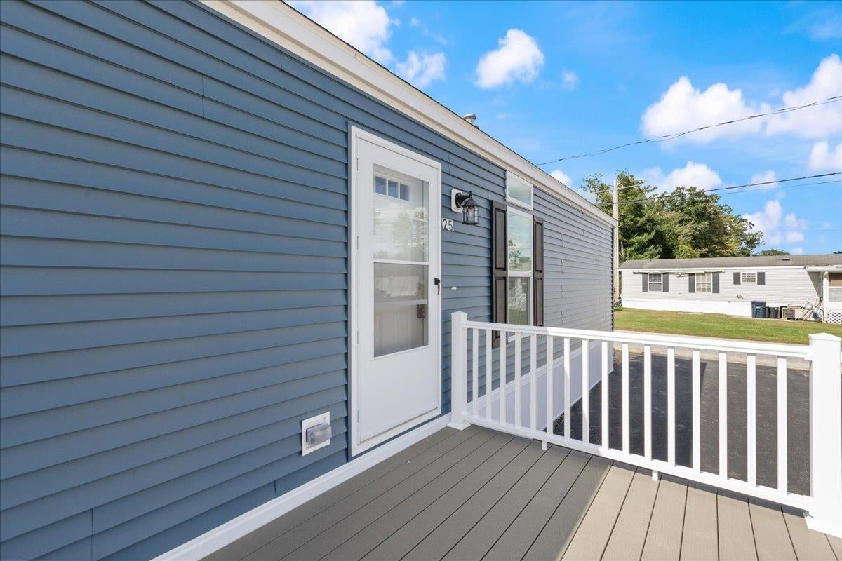 29 Lowell Road 25