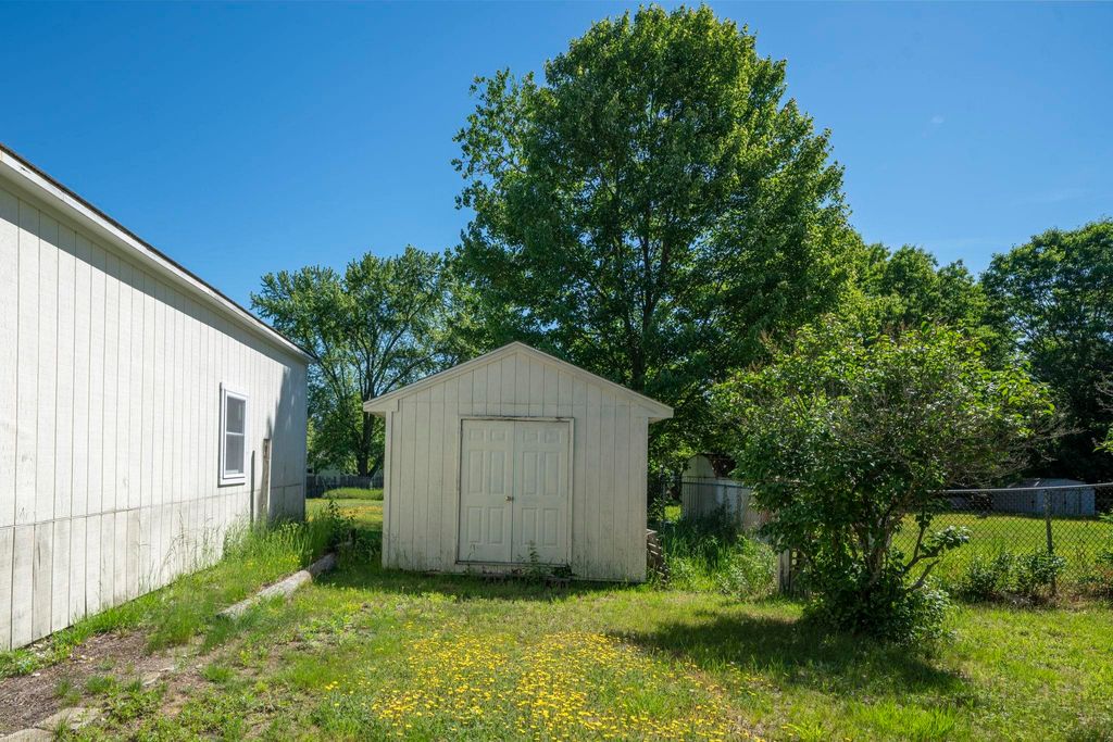 Photo of 50 Chester Turnpike, Allenstown, NH 03275 (MLS # 5094008)