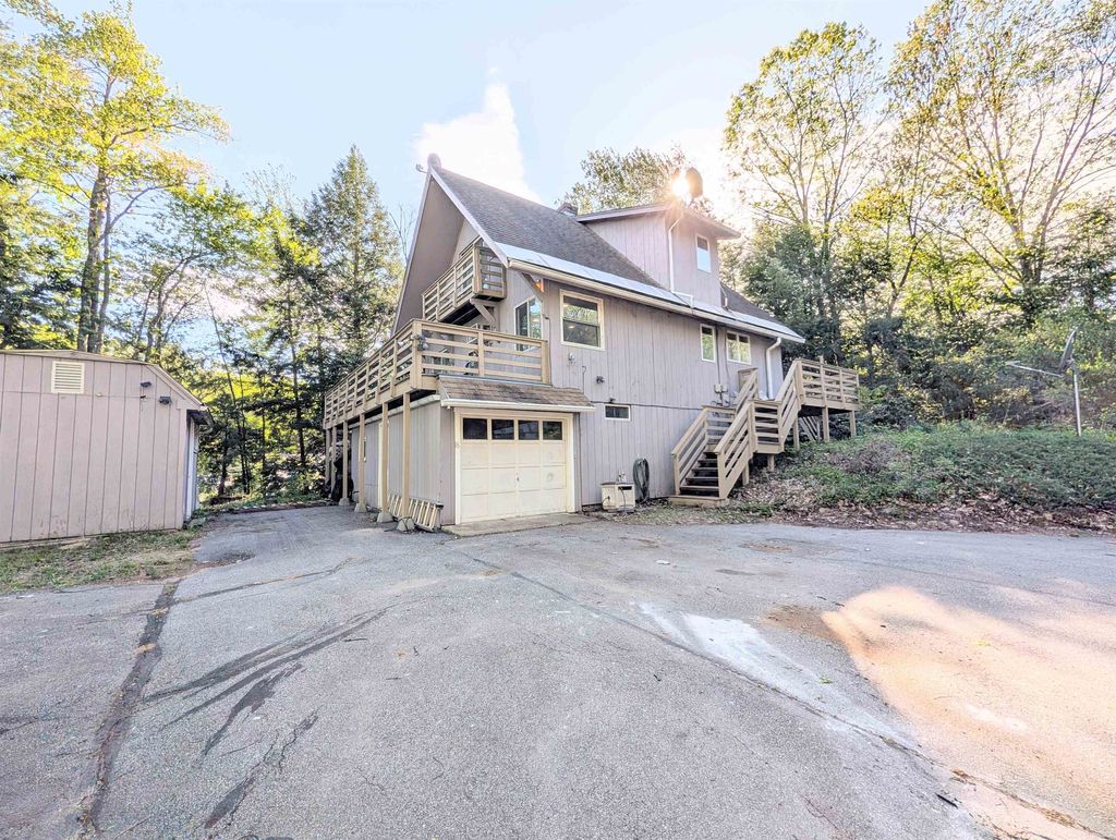 Photo of 18 Marina Way, Rindge, NH 03461 (MLS # 5090297)