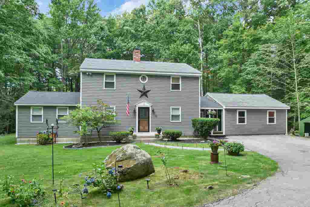 Photo of 10 Tonga Drive, Bow, NH 03304 (MLS # 5105711)