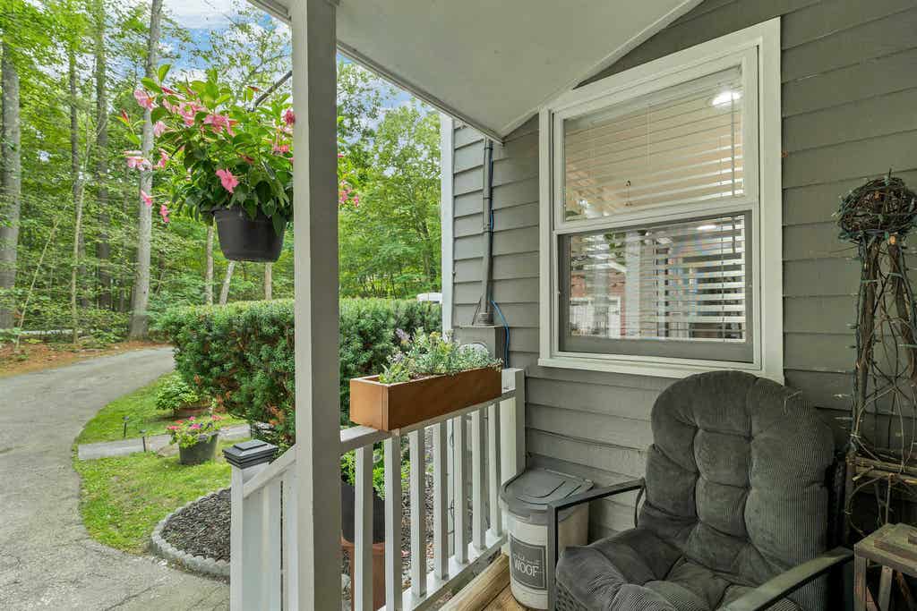 Photo of 10 Tonga Drive, Bow, NH 03304 (MLS # 5105711)