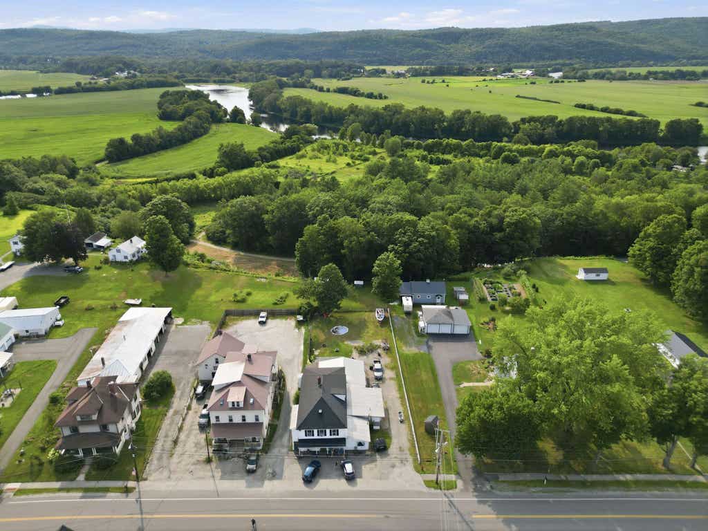 Photo of 2743 Dartmouth College Highway, Haverhill, NH 03774 (MLS # 5104994)