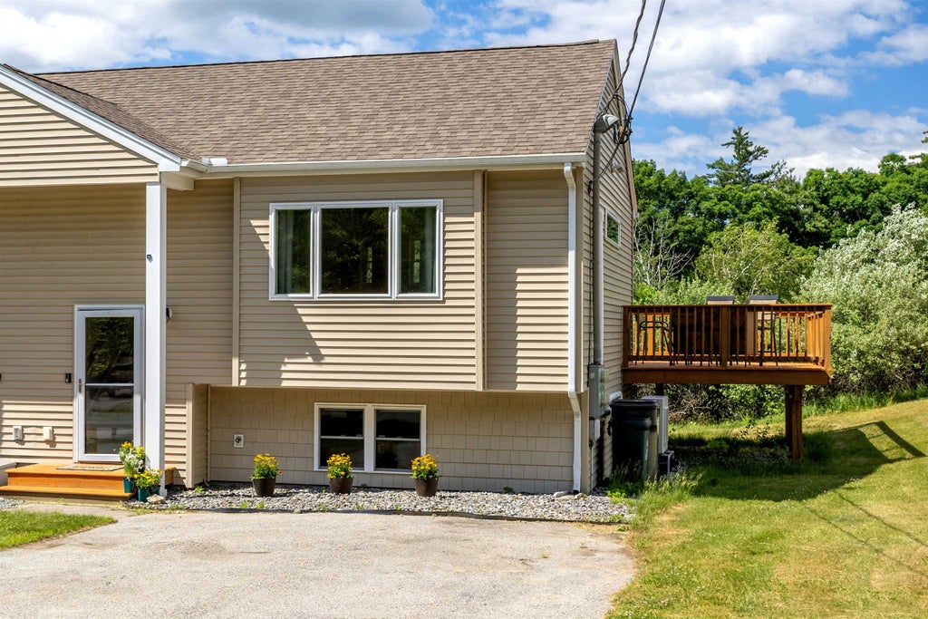 Photo of 70 Derryfield Road #R, Derry, NH 03038 (MLS # 5094992)