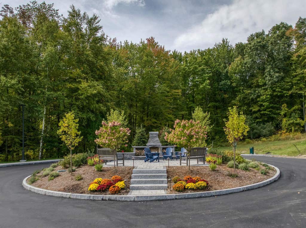 Photo of 17 Grand Avenue #Lot 4, Bedford, NH 03110 (MLS # 5018398)
