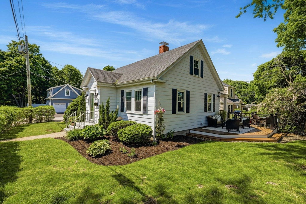Photo of 115 Fairview Avenue, Portsmouth, NH 03801 (MLS # 5093643)