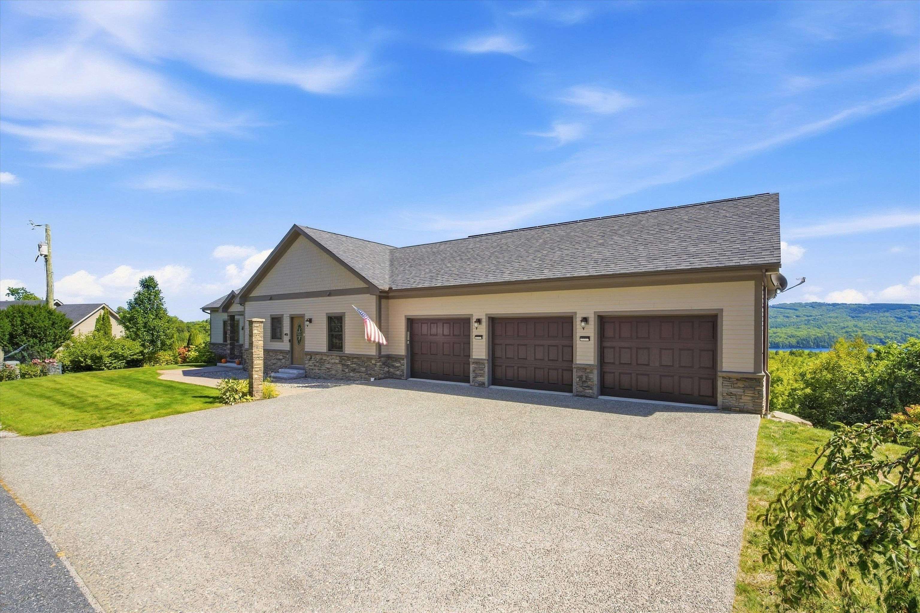 116 Greystone Lane