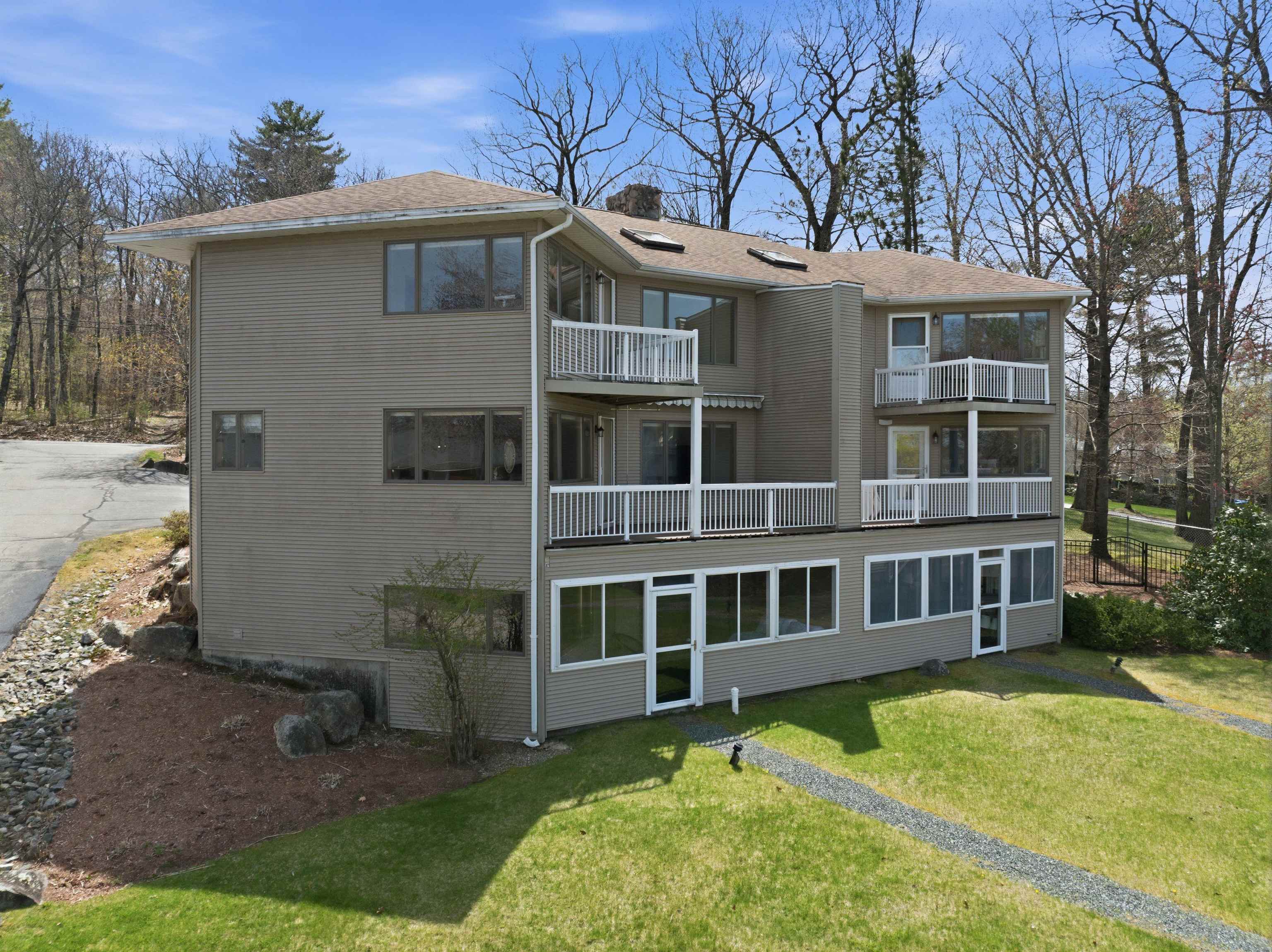 94 Lucerne Avenue 1