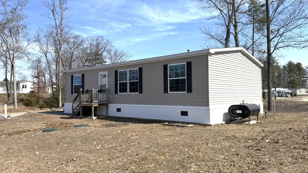 Photo of 57 Riverview Drive, Rochester, NH 03867 (MLS # 5092197)