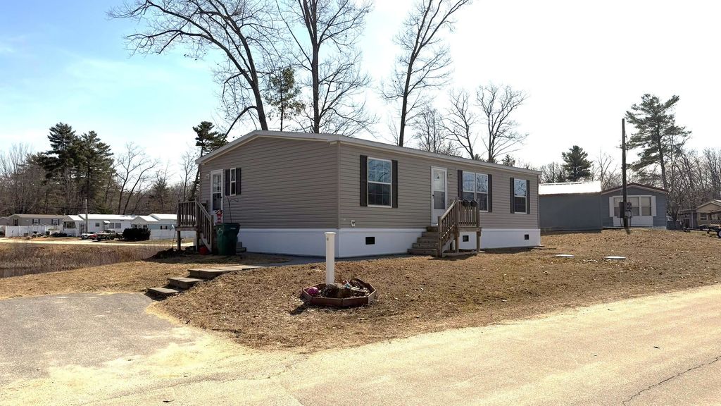 Photo of 57 Riverview Drive, Rochester, NH 03867 (MLS # 5092197)