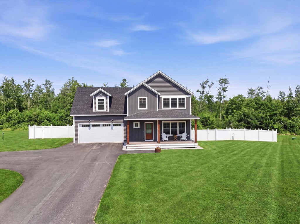 Photo of 418 Blane Circle, Pembroke, NH 03275 (MLS # 5115396)