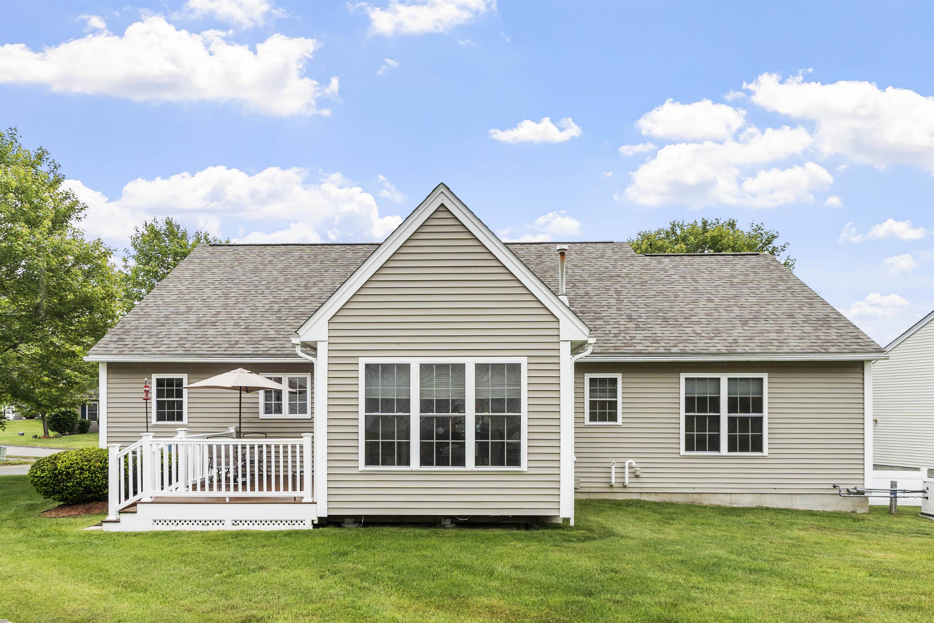 22 Dixon Drive 22