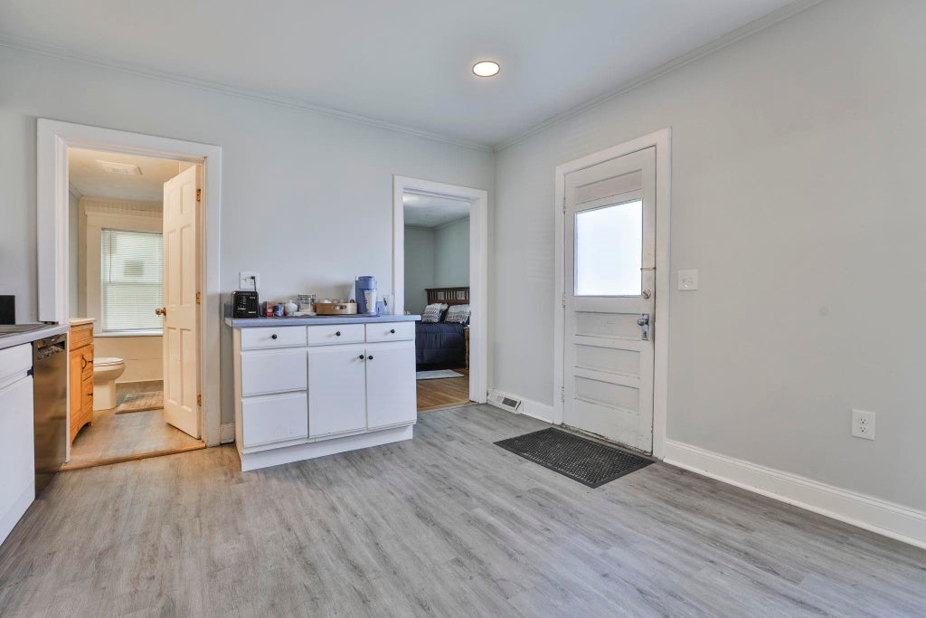 Photo of 101 Blossom Street, Nashua, NH 03060 (MLS # 5095492)